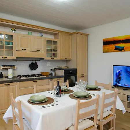 Asia, Private With Pool * Panicarola